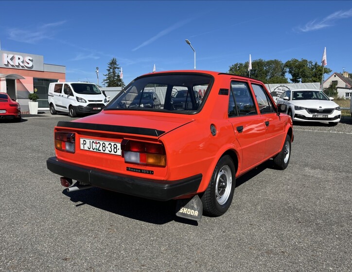 Škoda 105 6