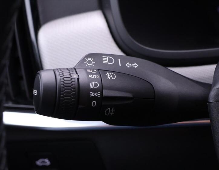 Volvo V90 23