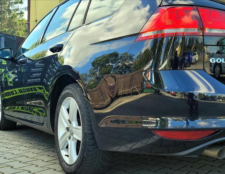 Volkswagen Golf 47