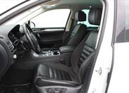Volkswagen Touareg 10