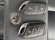MG ZS 24