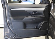 Mitsubishi Outlander 17