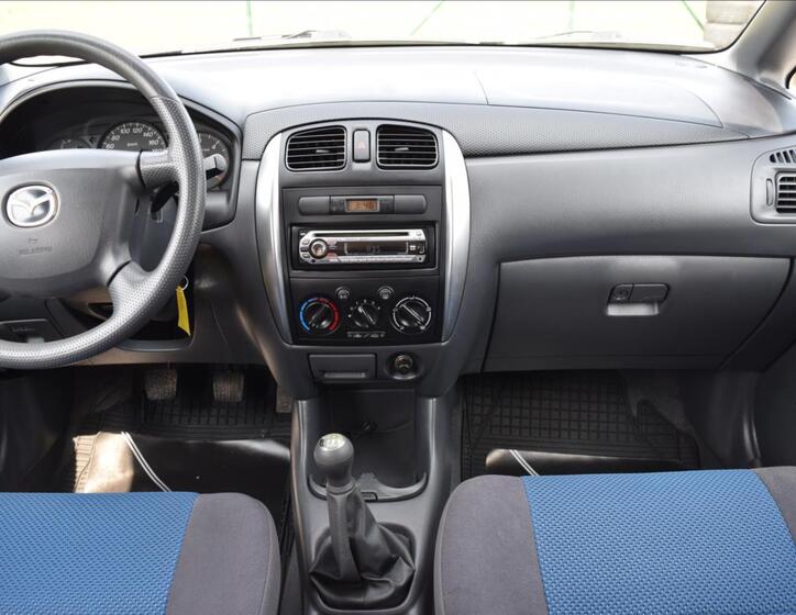 Mazda Premacy 24