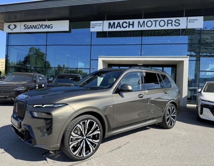 BMW X7 9