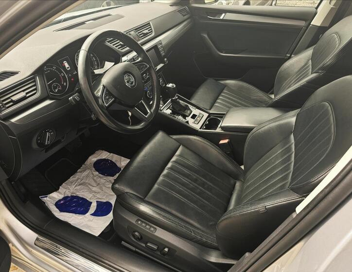 Škoda Superb 10