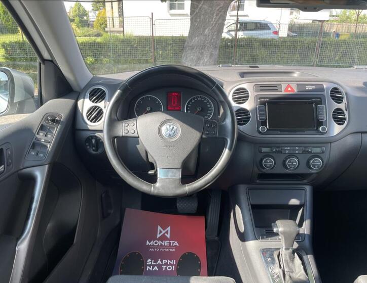 Volkswagen Tiguan 16