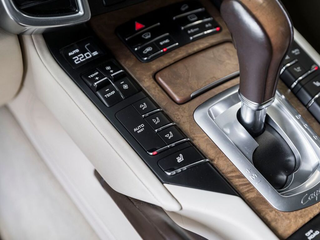 Porsche Cayenne 17