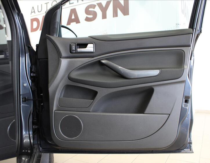 Ford Kuga 11