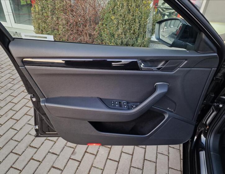 Škoda Superb 38