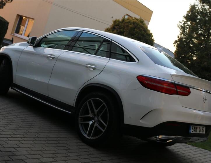 Mercedes-Benz GLE 13