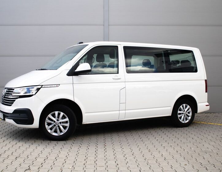 Volkswagen Multivan 1