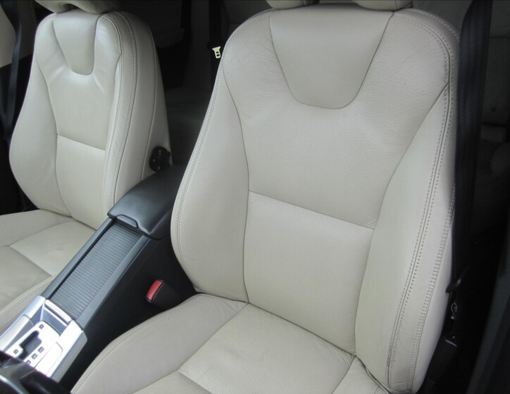 Volvo XC60 14