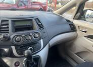 Mitsubishi Grandis 11