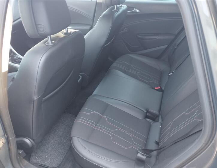 Opel Astra 10