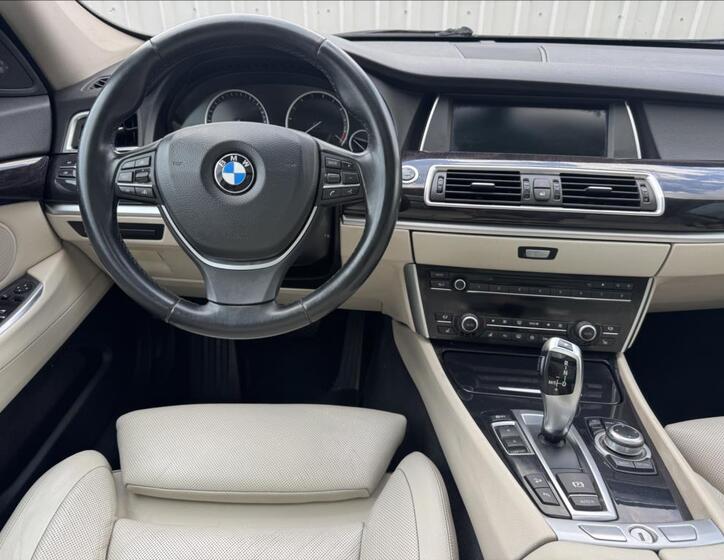 BMW Řada 5 28