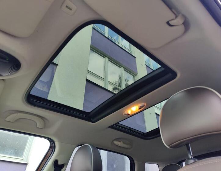 Mini Countryman 33