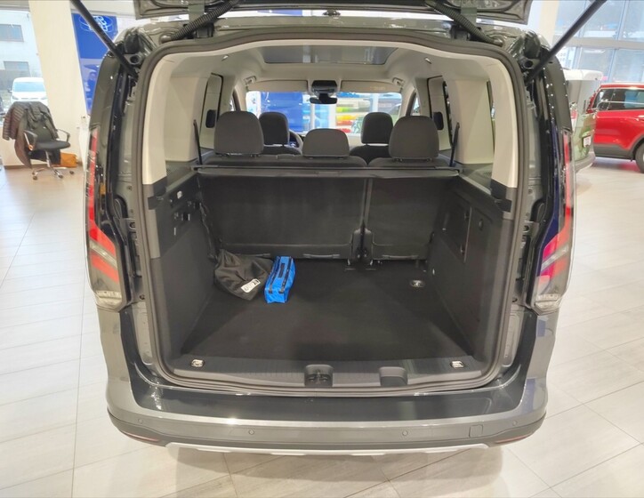Ford Tourneo Connect 15