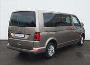 Volkswagen Caravelle 2