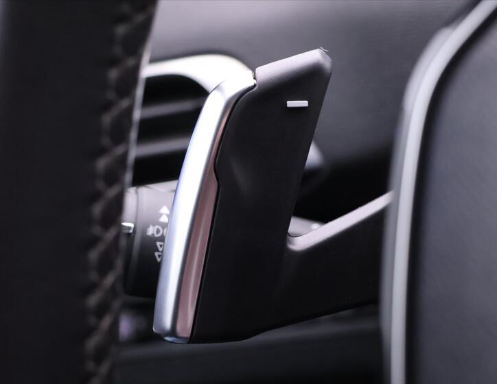 Peugeot 3008 24