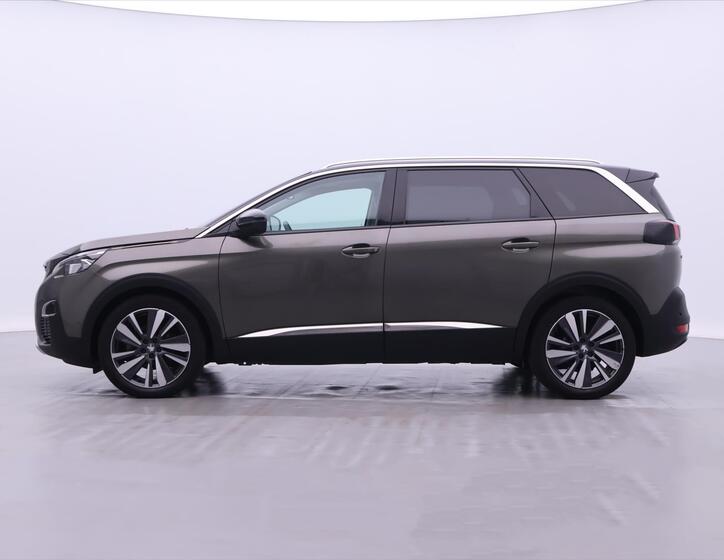 Peugeot 5008 4