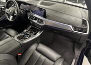 BMW X5 8