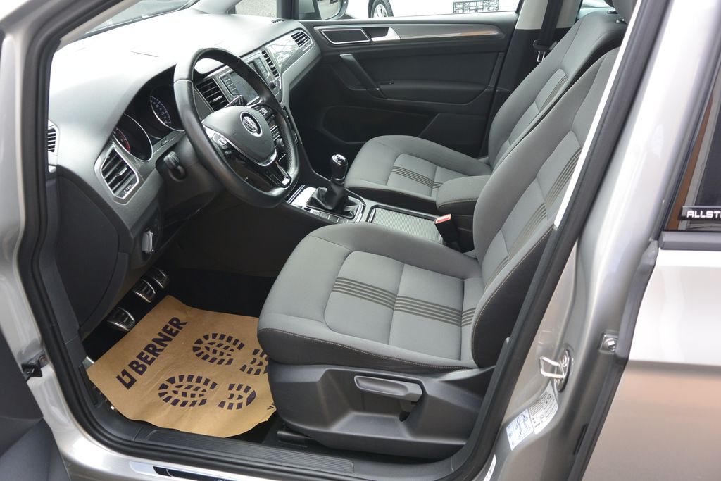 Volkswagen Golf Sportsvan