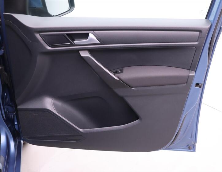 Volkswagen Caddy 10