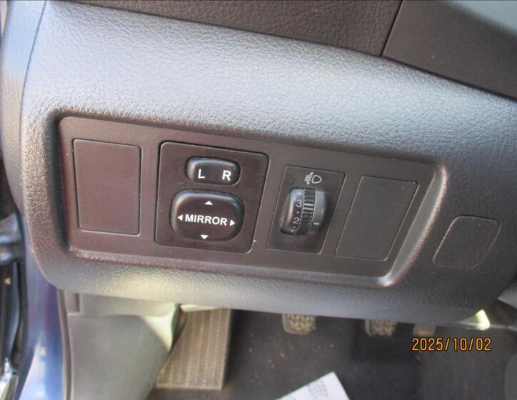Toyota Corolla Verso 19