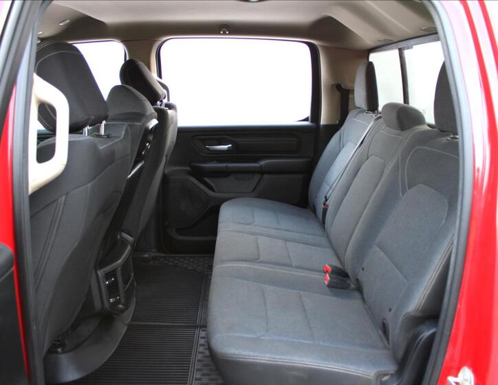 Dodge RAM 34
