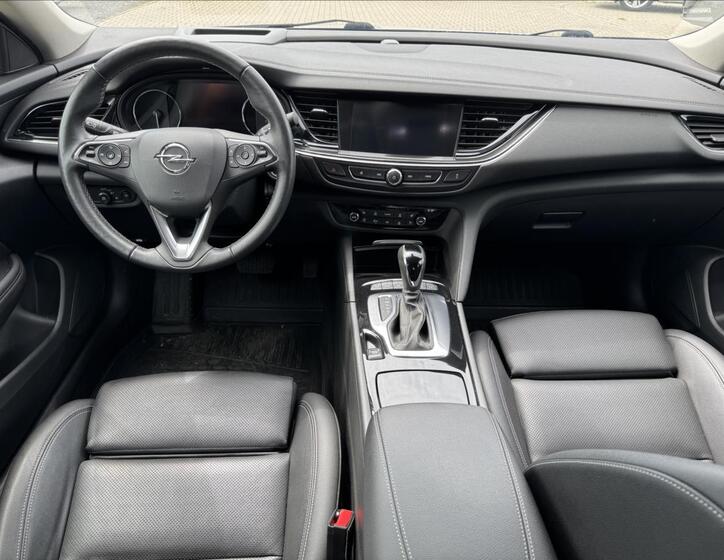 Opel Insignia 13