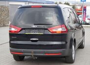Ford Galaxy 9