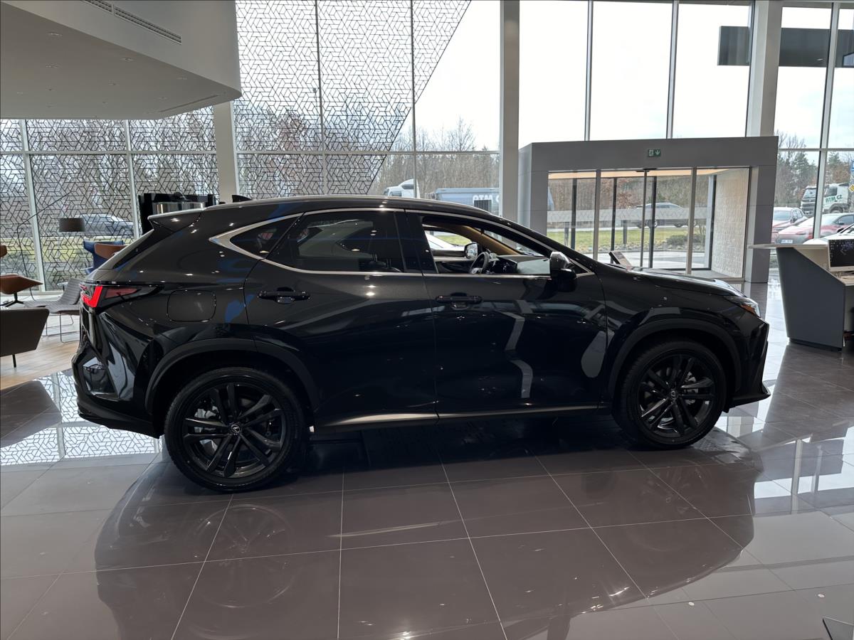 Lexus NX 450h plus