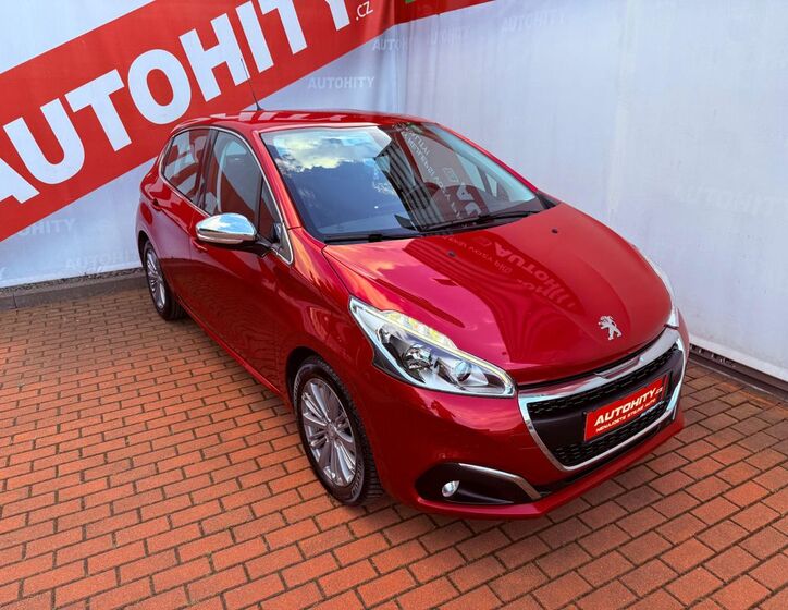 Peugeot 208 5