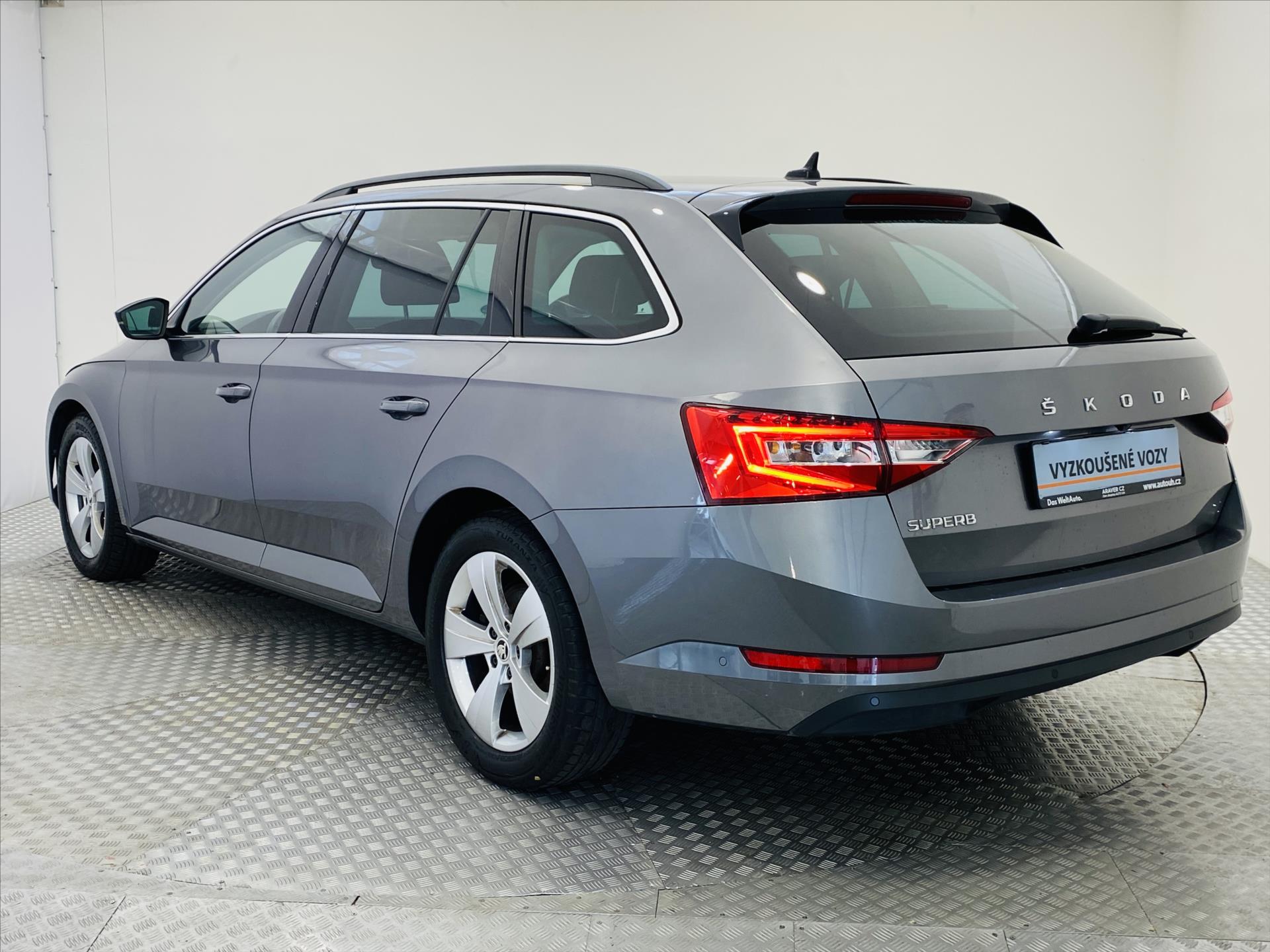 Škoda Superb
