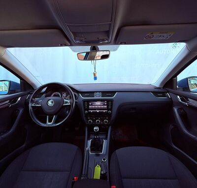 Škoda Octavia 14