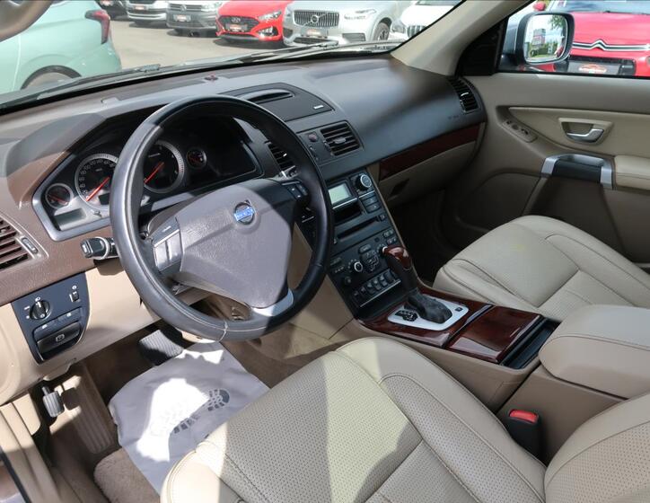 Volvo XC90 9
