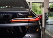 BMW Řada 7 24