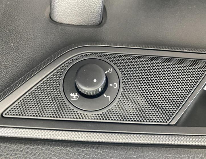 Škoda Fabia 16