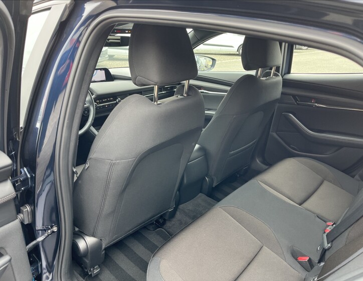Mazda 3 18