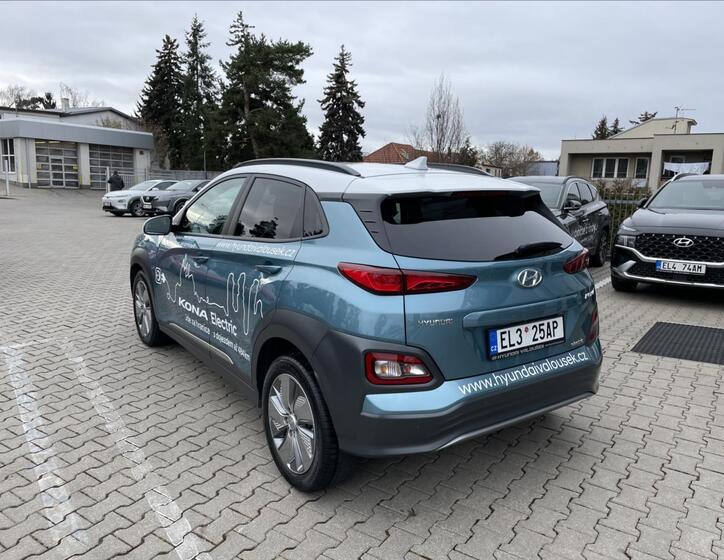 Hyundai Kona 3