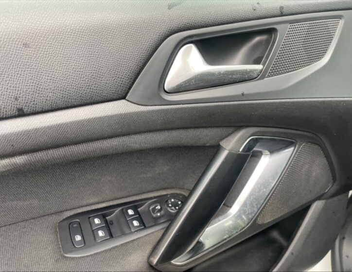 Peugeot 308 11
