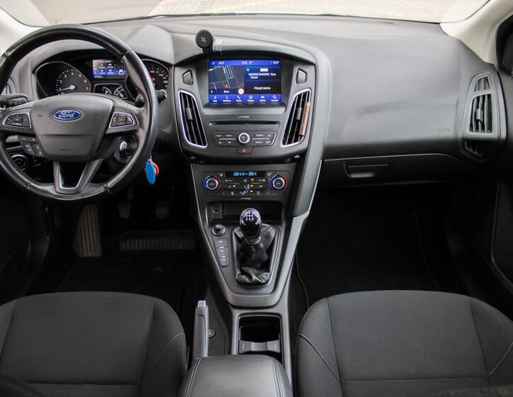 Ford Focus 9
