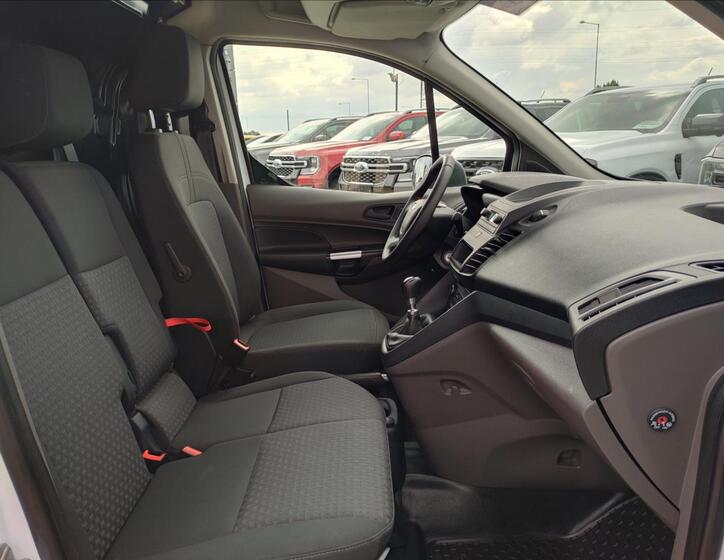 Ford Transit Connect 18