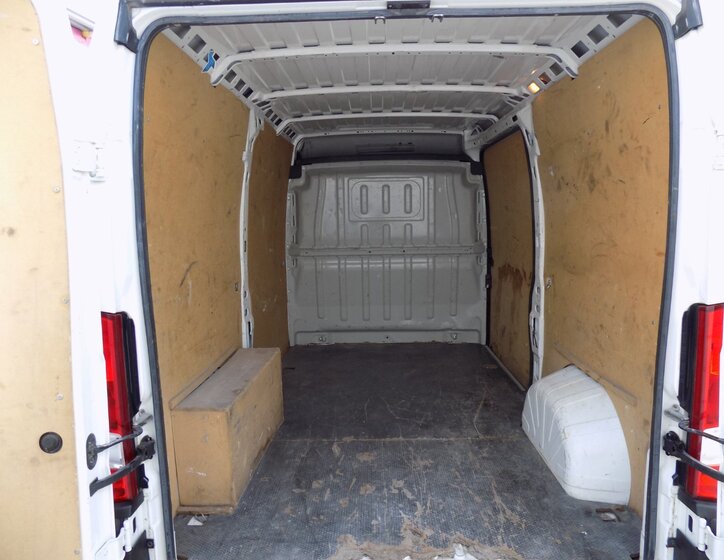 Peugeot Boxer 8