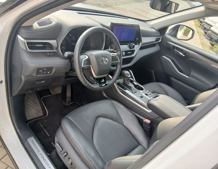 Toyota Highlander 11