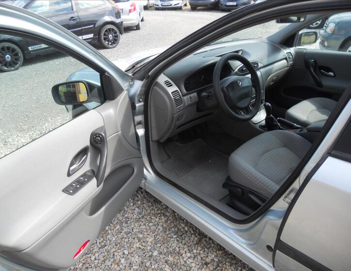 Renault Laguna 11