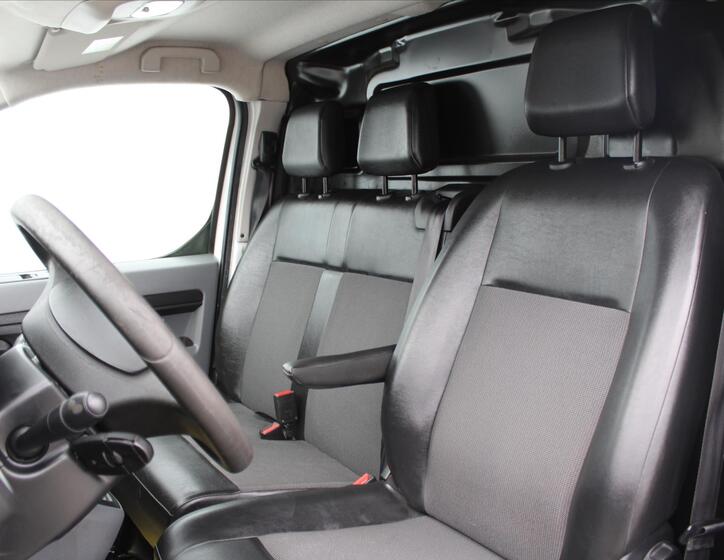 Toyota ProAce 10