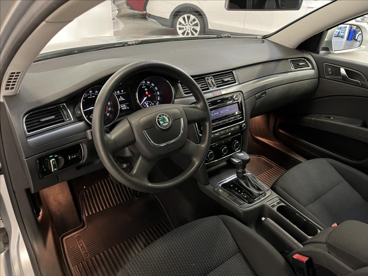 Škoda Superb