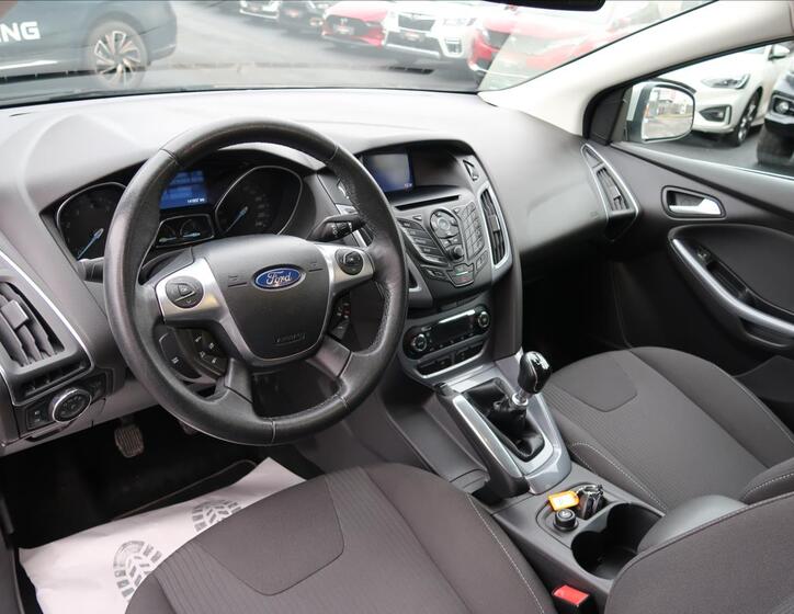 Ford Focus 9