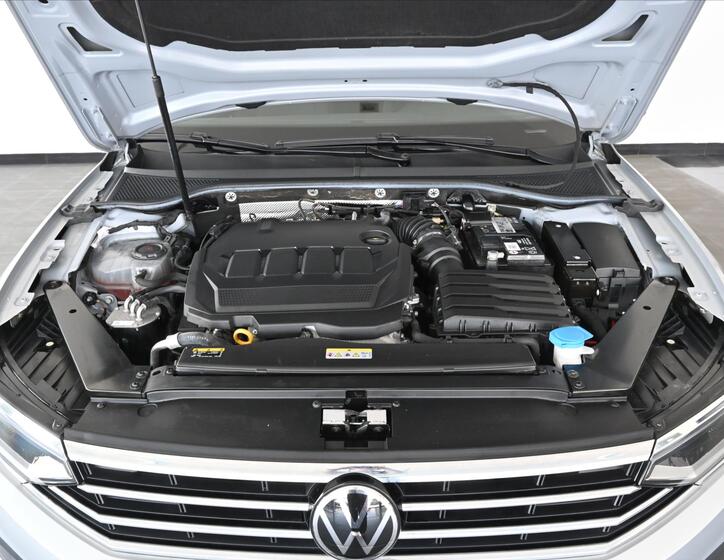 Volkswagen Passat 5
